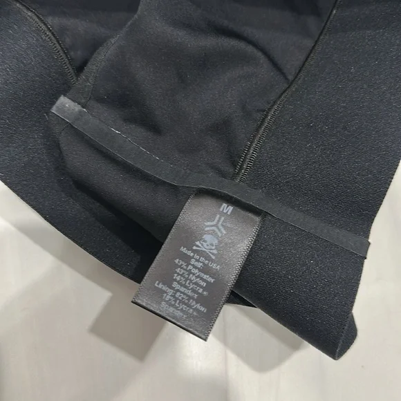 Black Ultracor x Soulcycle Skull Camo Bra Medoum Skull Crossbones - Picture 6 of 6